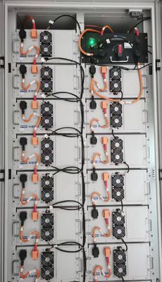 20 फीट कंटेनर वाणिज्यिक ऊर्जा भंडारण सिस्टम GES100KW-215KWH